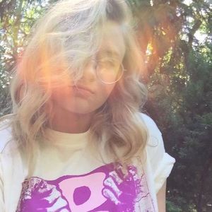 Meet your Posher, Mya